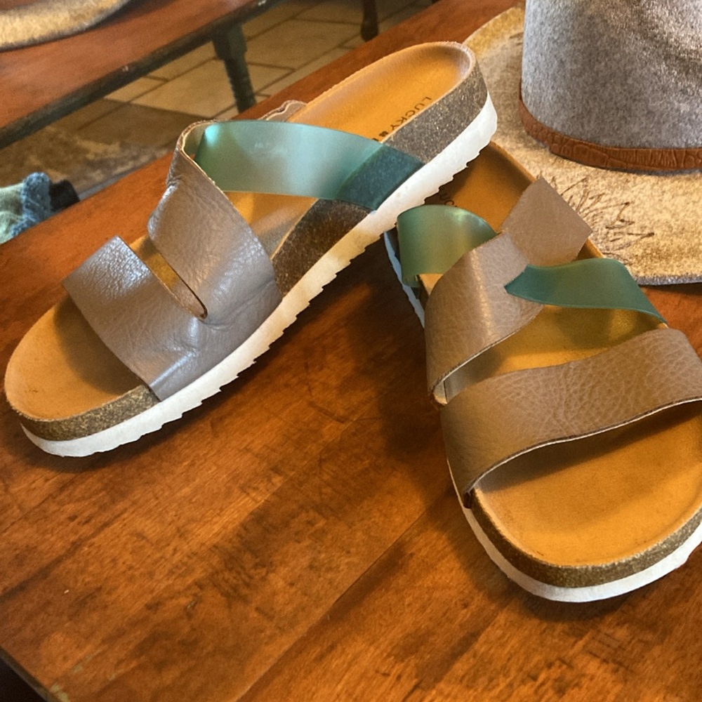 🔥Reduced🔥 Lucky Brand - comfortable and cute- nearly new condition